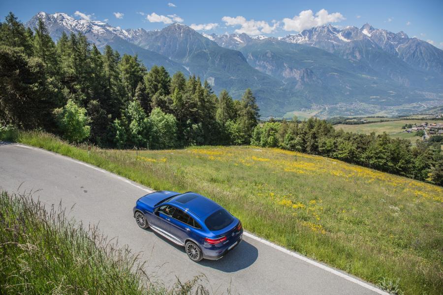 Mercedes-Benz GLC250 4Matic AMG Line Coupe 2016 года  (фото 29 из 32)